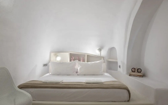 Globe Suites