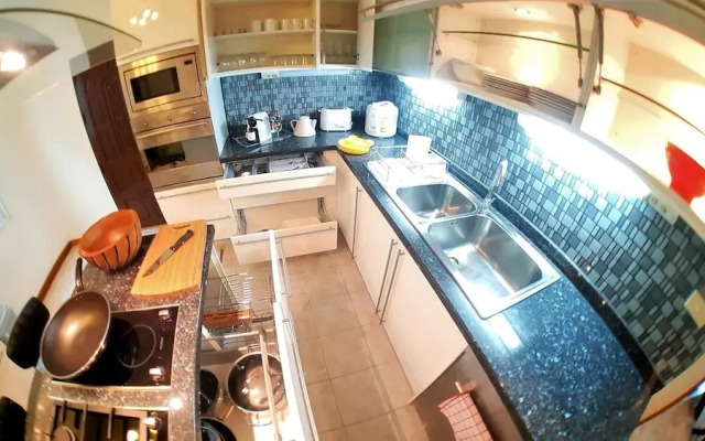 JOOPLAND Luxury Pool Villa Pattaya Walking Street 6 Bedrooms