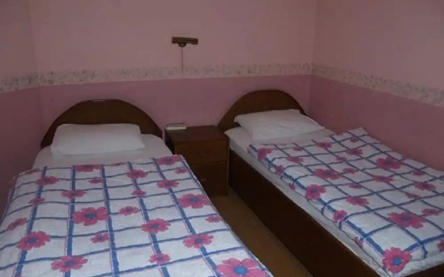 Sultan Pension