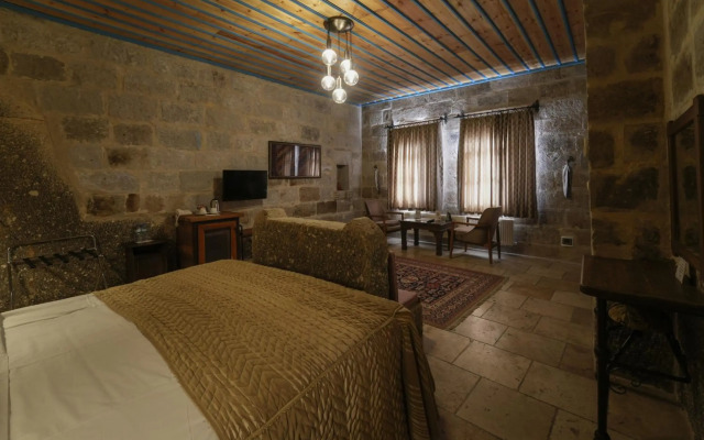 Tekkaya Cave Hotel