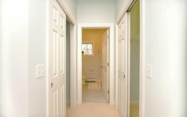 Stunning 5 Bdr, Walk to York Harbor Beach!