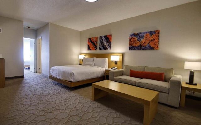 Wyndham Glenview Suites Chicago North