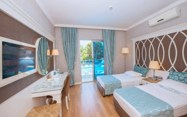 Ocean Blue High Class Hotel
