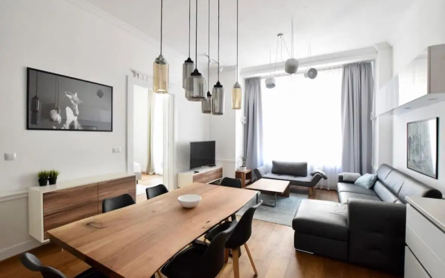 Luxury Apartment by Hi5 - Budapest Broadway