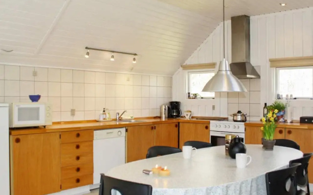 6 Person Holiday Home in Hadsund-by Traum