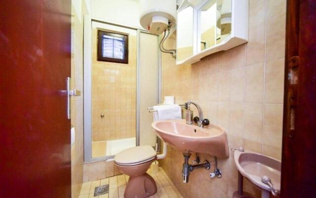 Apartments Ivan Z2 - 250m to beach
