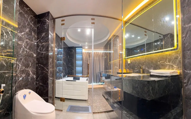 Bien Sao Hotel Duong Quang Ham