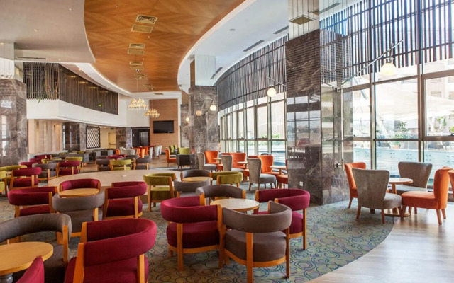 Long Beach Harmony Hotel & Spa