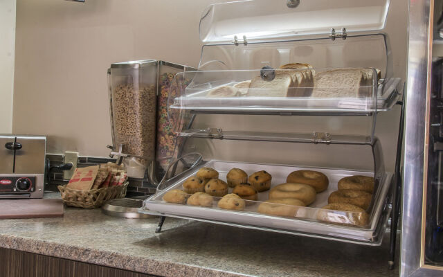 Econo Lodge Thunder Bay