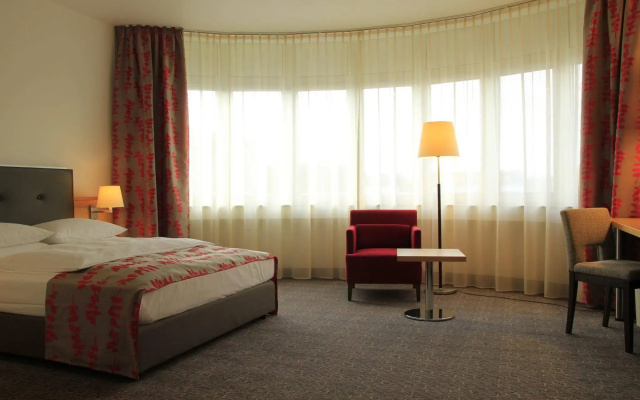 Holiday Inn Frankfurt Airport - Neu-Isenburg by IHG