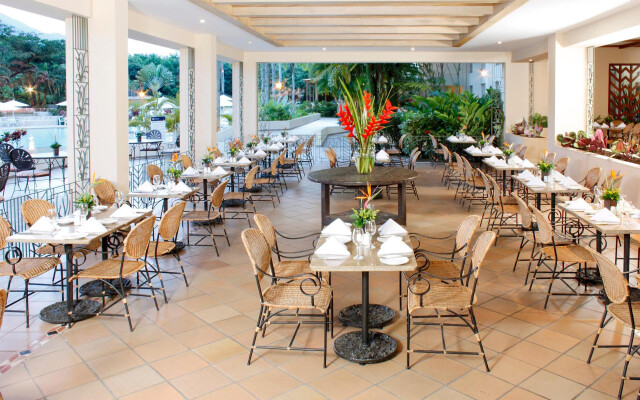 Hotel Estelar Altamira