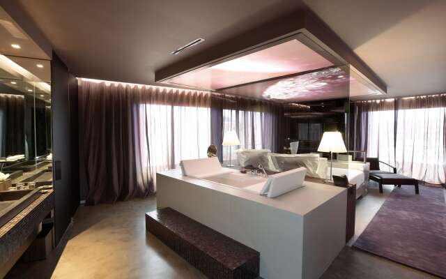 The Vine Hotel