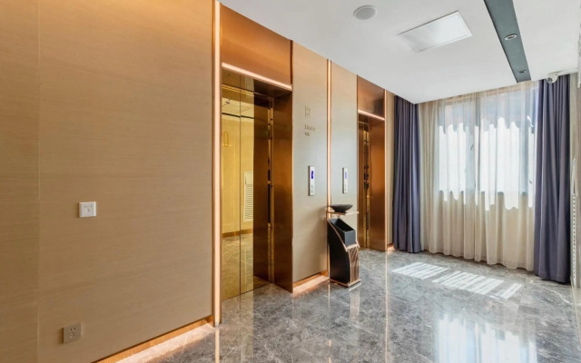 Lavande Hotel (Hechi Macau International City)