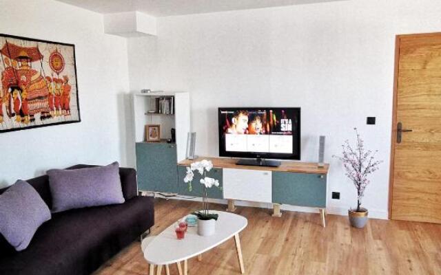 Le 79 Reflet de la Marne