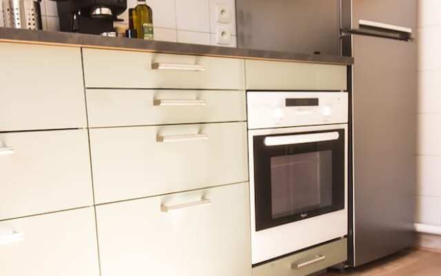 T1 Moderne Calme Studieux et Sportif