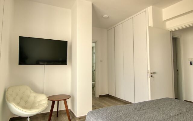 Phaedrus Living Coral Suites Aquatic