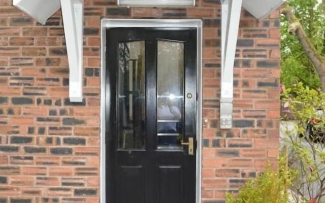 The Westlynne Hotel & Apartments