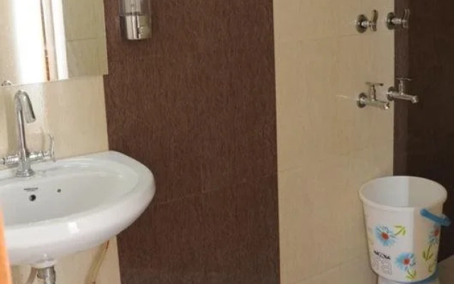 Hotel Grand Residency