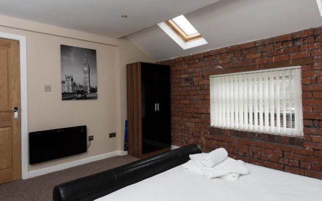 Stunning Penthouse in NQ, City Centre ! Sleeps 8
