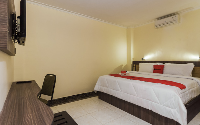 RedDoorz Plus @ Boulevard Panakkukang