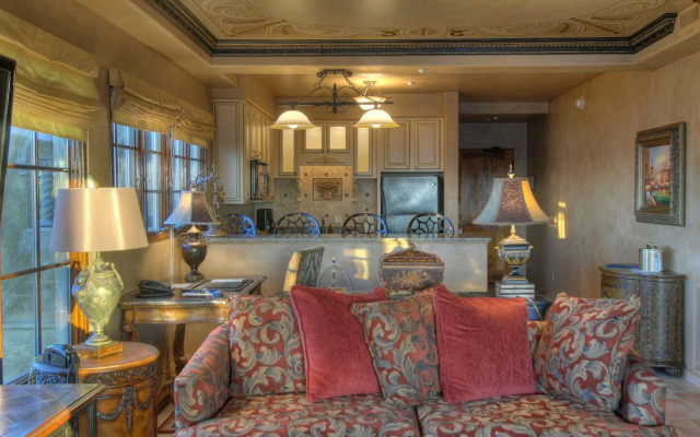 Ocean Lodge