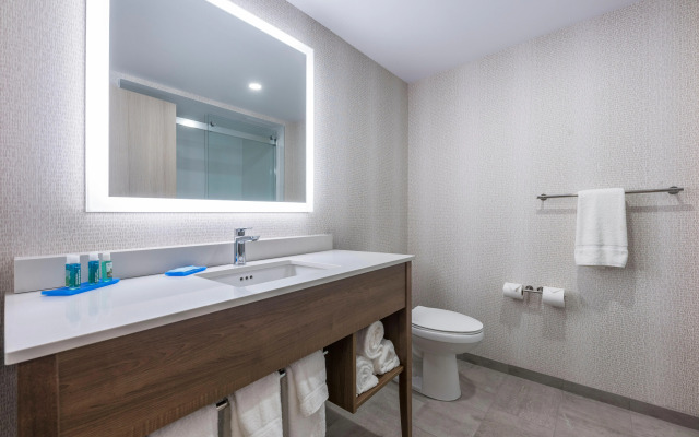 Holiday Inn Express & Suites Moncton by IHG