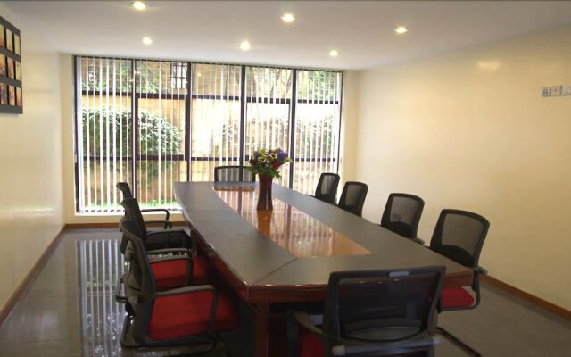 Lenana Suites