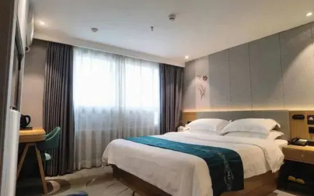 Wanye Hotel (Shenzhen Dongmen Pedestrian Street Sunbu Subway Station)