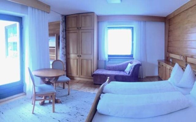 Alpinhotel Zirbenhof