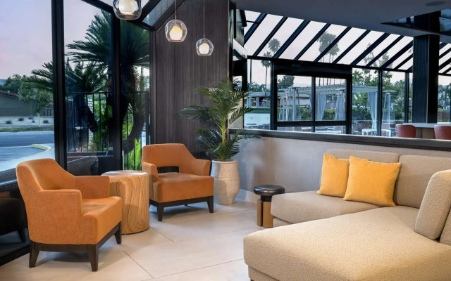 DoubleTree by Hilton Hotel San Bernardino