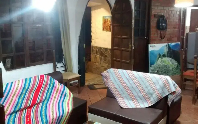 Cusco Cassona Feliz.