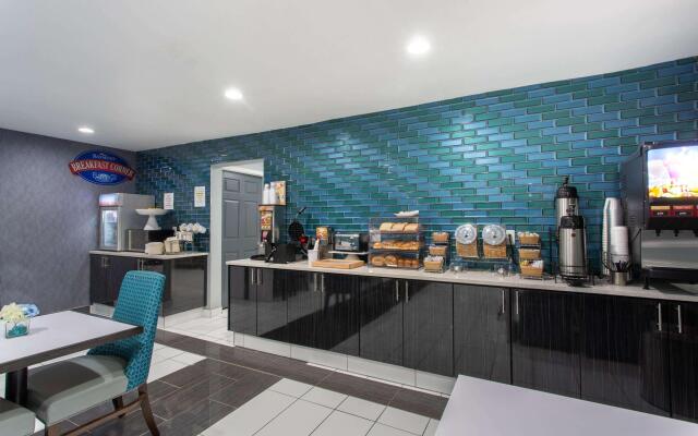 Baymont by Wyndham Charlotte University