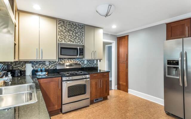 Charming LaVista bungalow