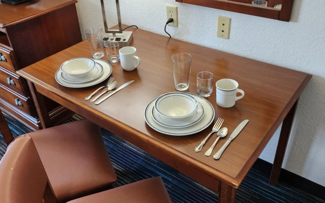 All Towne Suites