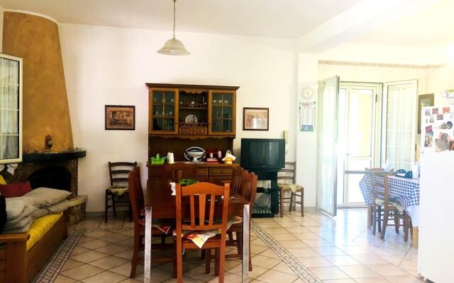 Villa With 3 Bedrooms in Floridia, With Wonderful Mountain View, Priva