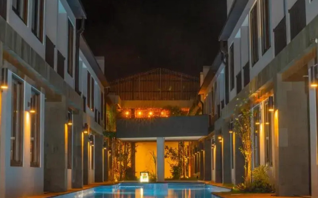Royal Regantris Trawangan