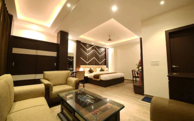 V Grand Bareilly by Goroomgo