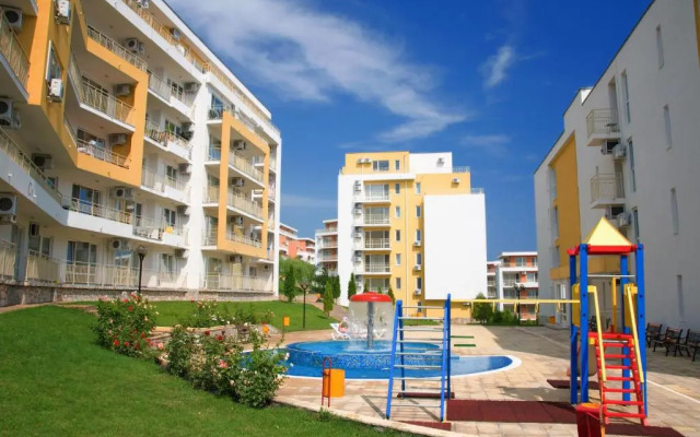 Crown Fort Club Apartments
