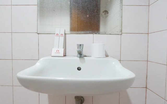 Spacious 2br Slipi Apartment Near Senayan