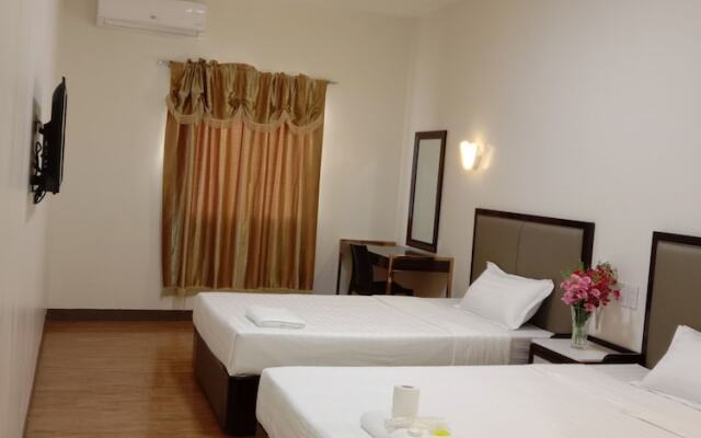 Meaco Royal Hotel- Lucena