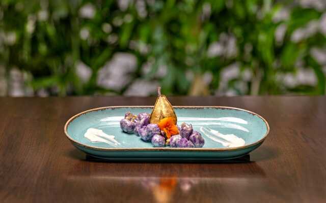 Kresten Royal Euphoria Resort