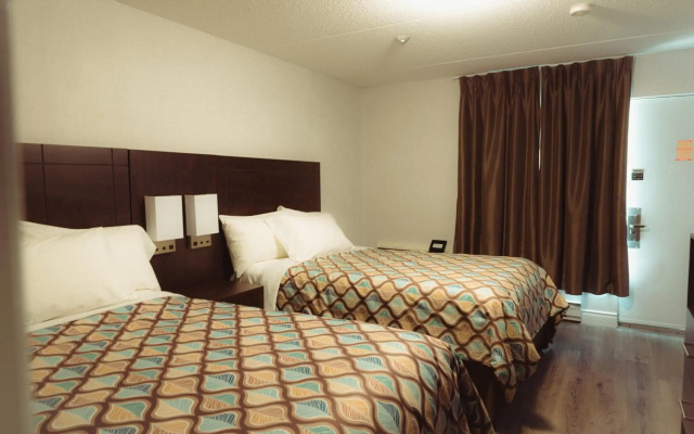 Deluxe Inn