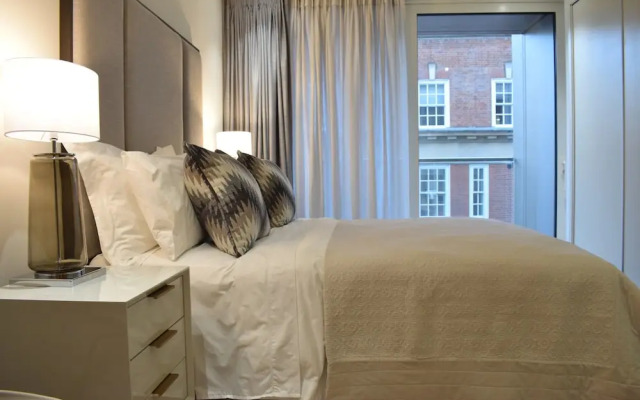 3 Bedroom Flat in Westminster