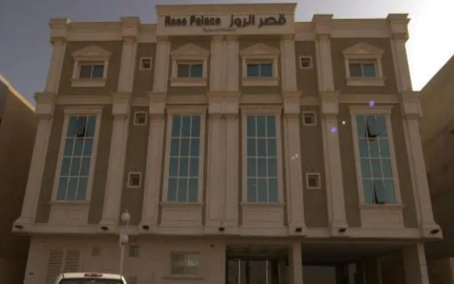 Rose Palace Hotel Suites