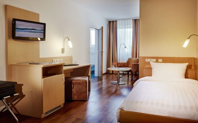 Hotel Imperial Dusseldorf, Sure Collection by BW