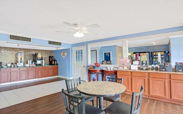 Downtown Inn & Studio Suites