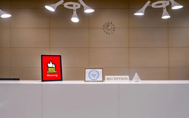 Baiyoke Suite Hostel