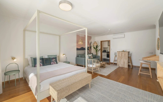 City Break by the Beach - Lido View Place