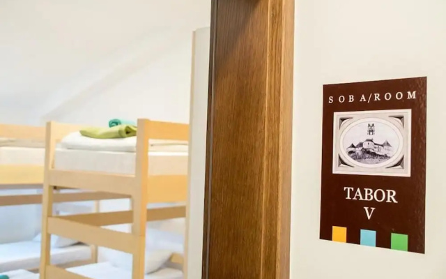 Wine Hill - Hostel