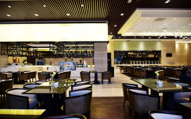 Kande Grand Land Hotel